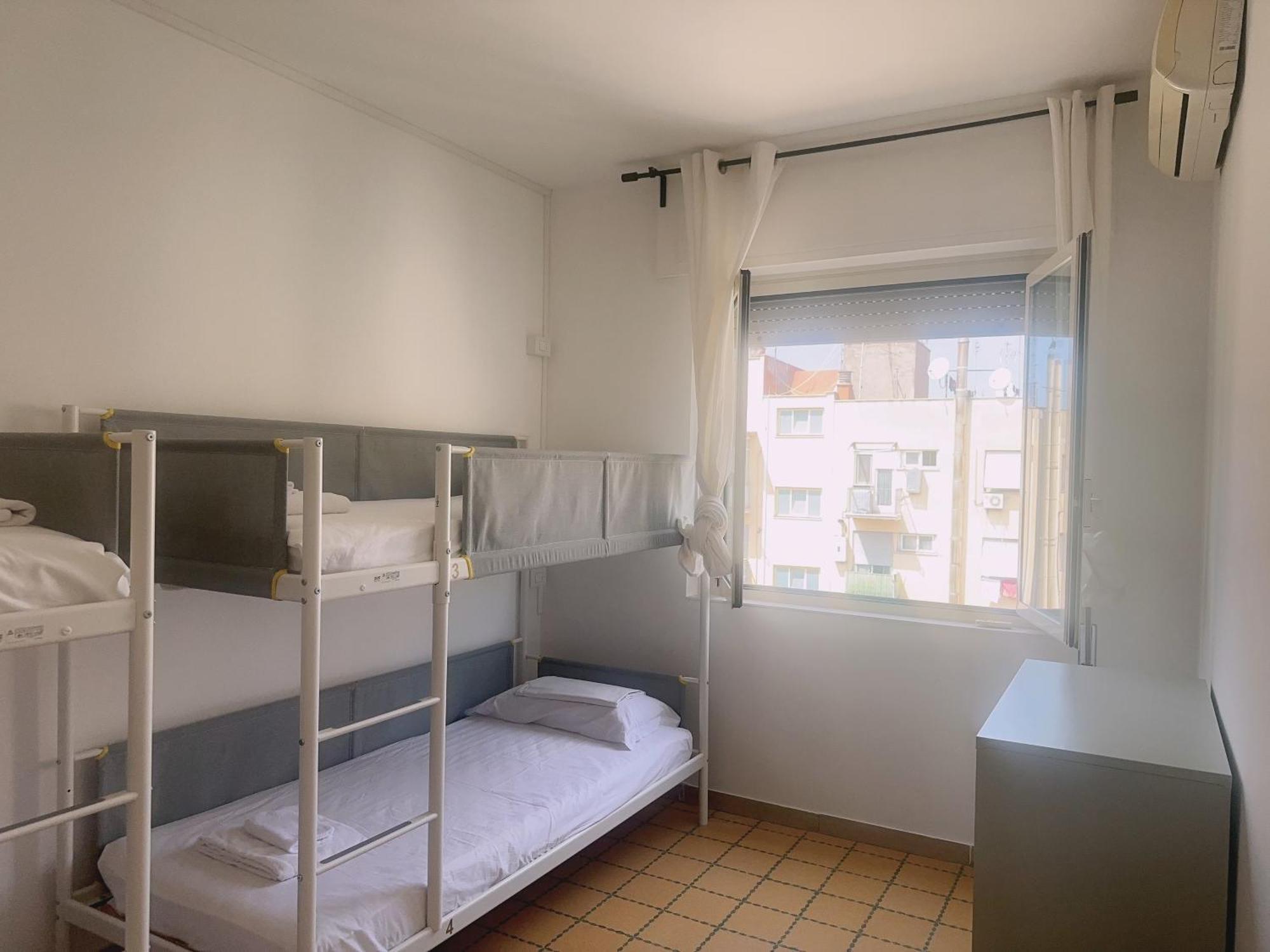 Hostal Lisa *