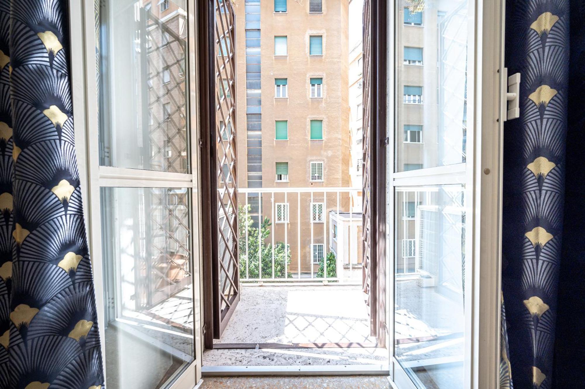King Size Wifi Air Conditioning Tv50 10min Colosseo-trastevere