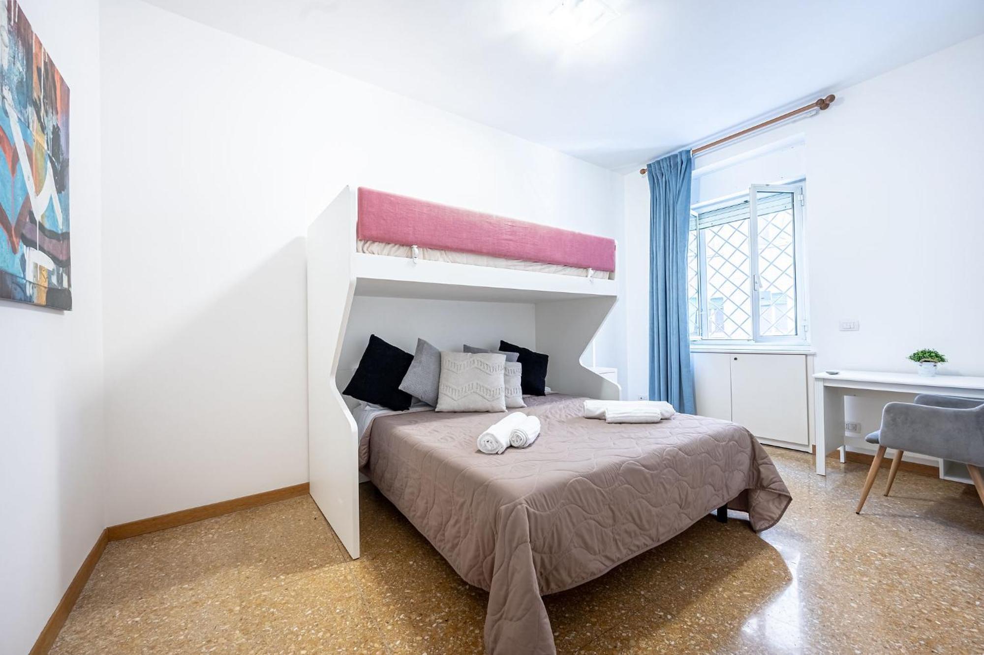 King Size Wifi Air Conditioning Tv50 10min Colosseo-trastevere Apartment *