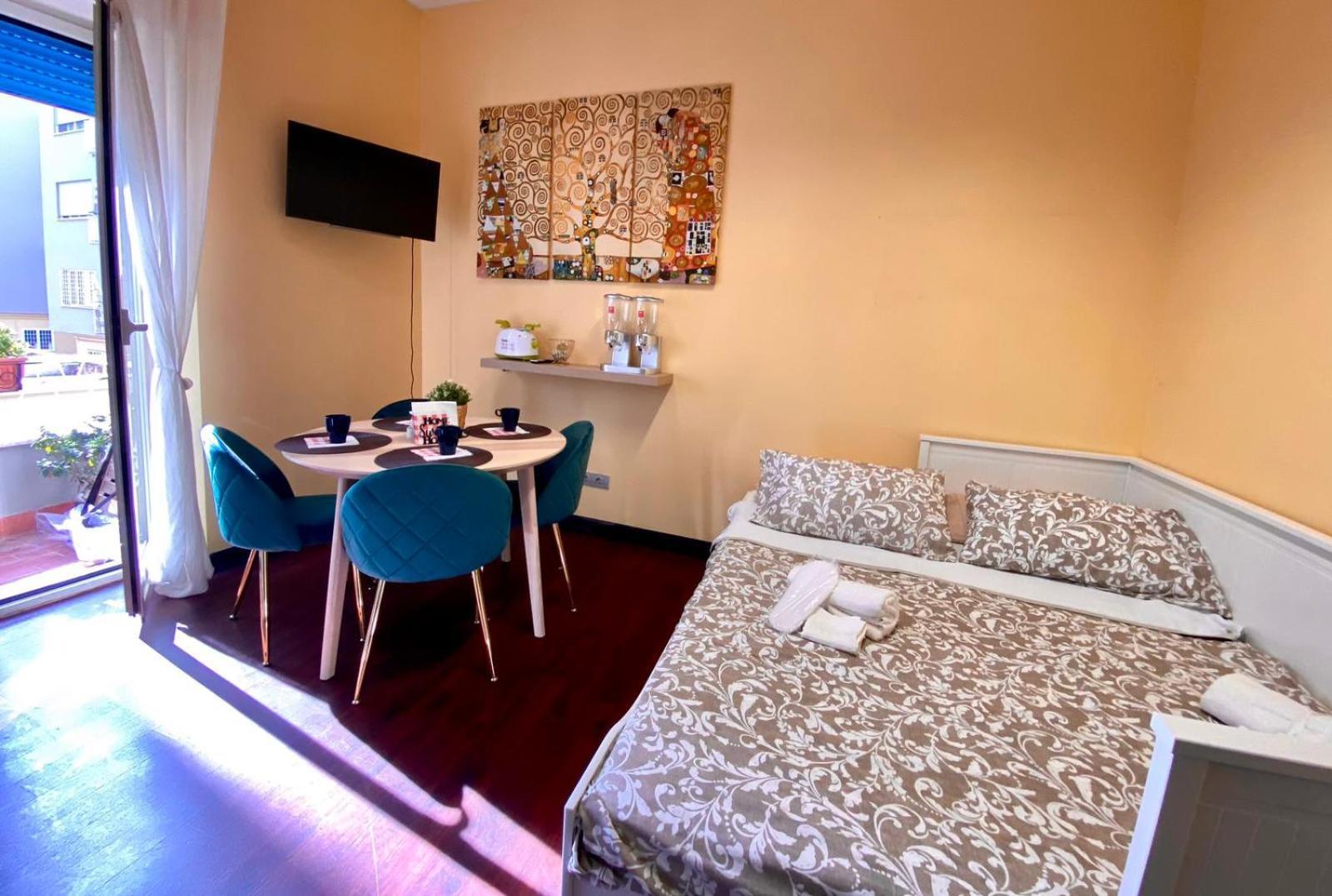 Dr House Luxury Rom