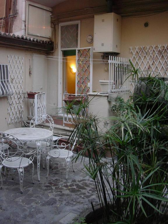 Vacanze Al Colosseo Polveriera Apartment