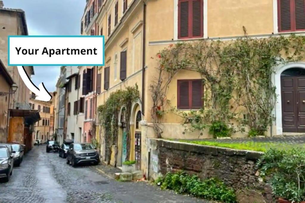 Historic Domus -100 Mt From The Colosseum And 1 Min Metro Appartamento