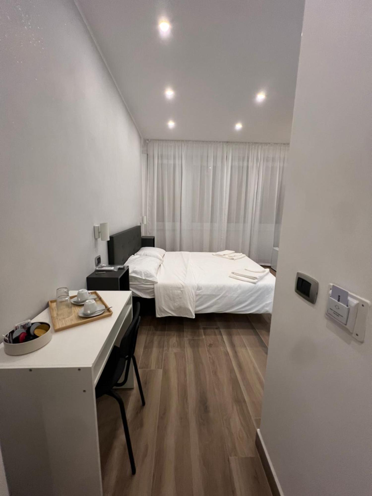 Casa de hóspedes 98 *