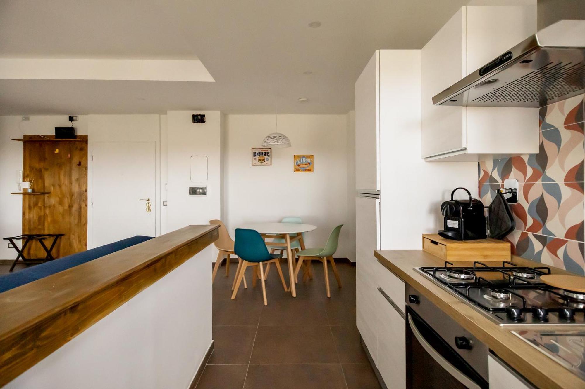 Leilighet Stepahouse Zona San Paolo Elegante Bilocale A 2 Minuti Dalla Metro B Roma