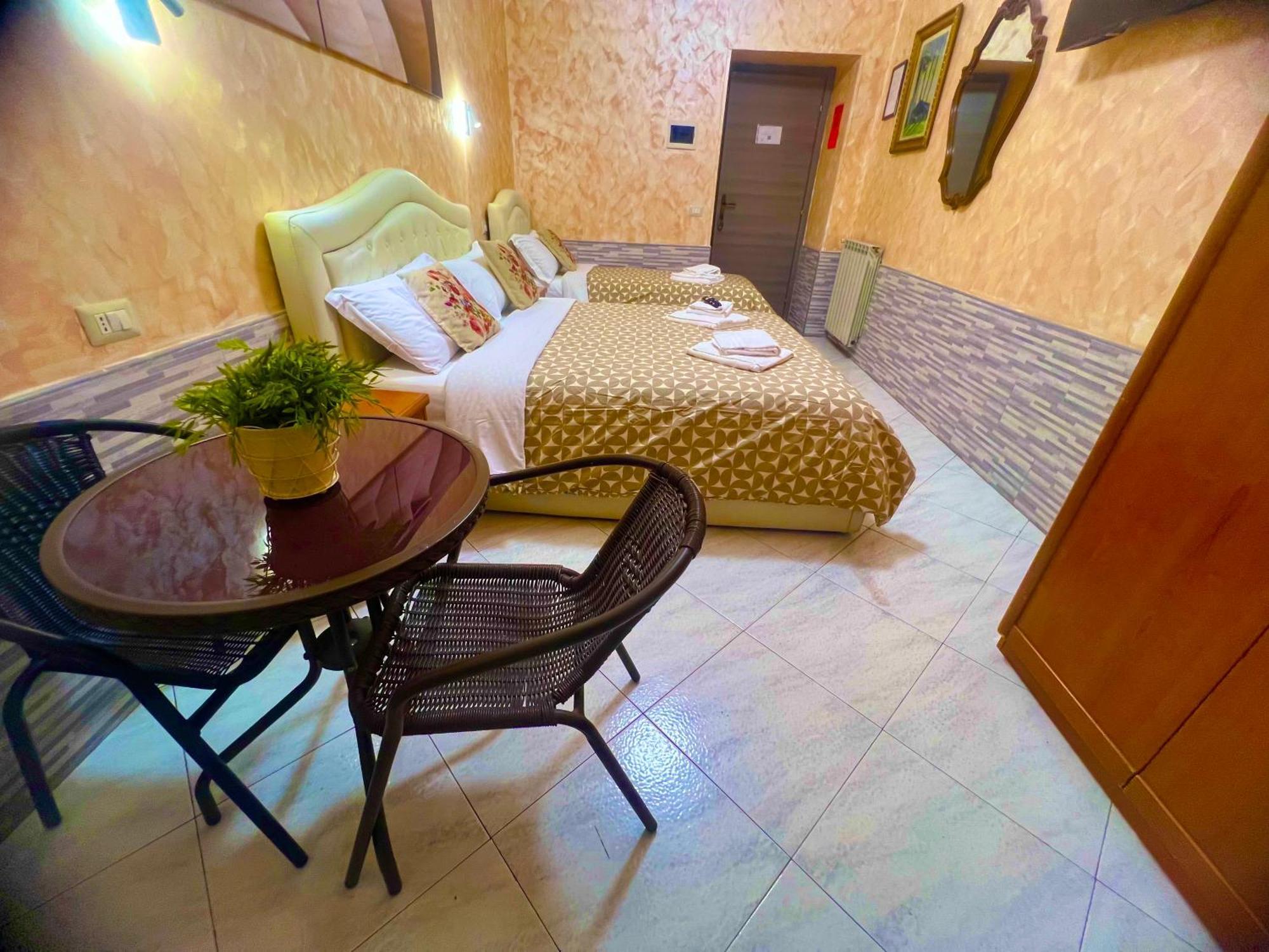 Relax On 2 - * Roma