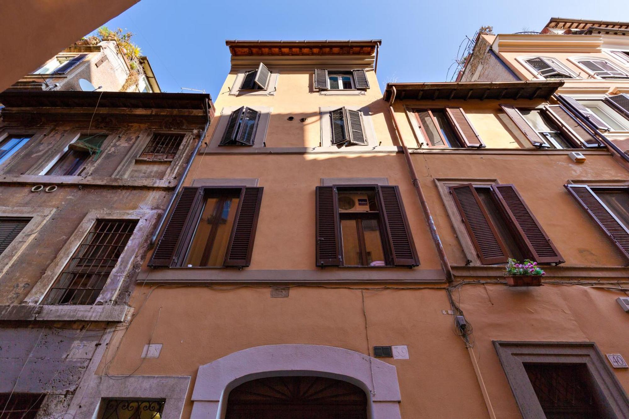 Trastevere House With Balcony,quiet New Apartamento *