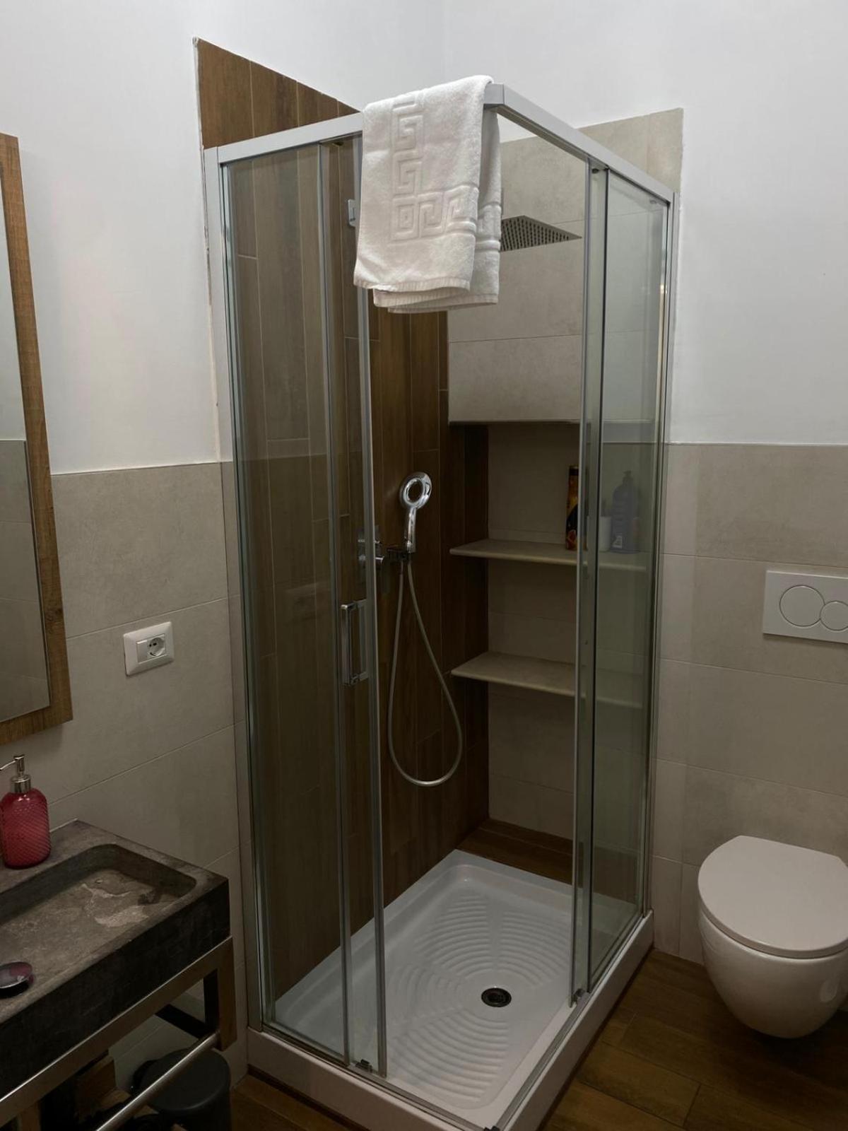 Apartamento Red Roses Domus Roma