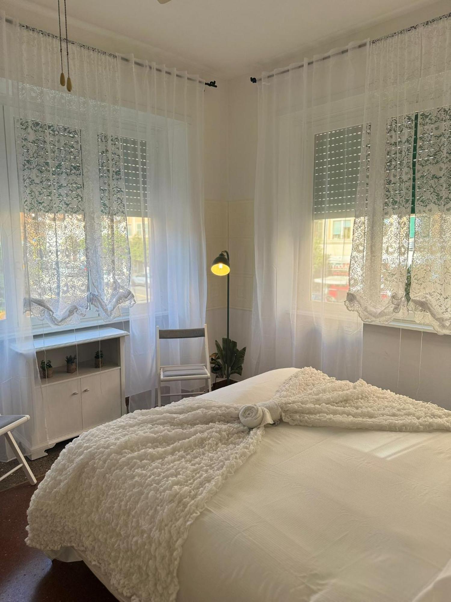 Fenice House Guest house *