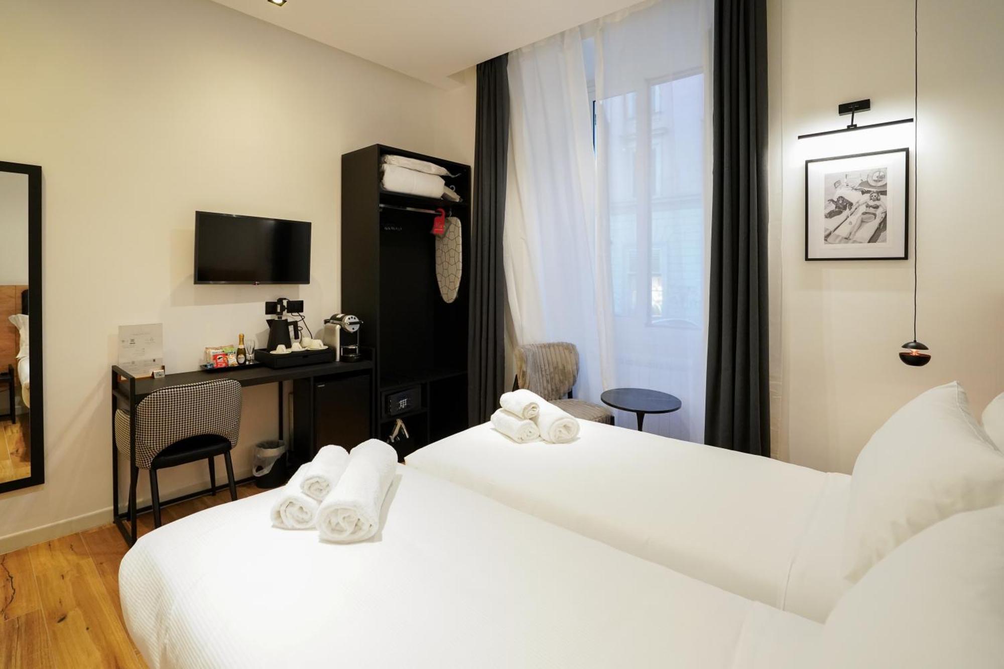 No Man's Land Guest house Rome