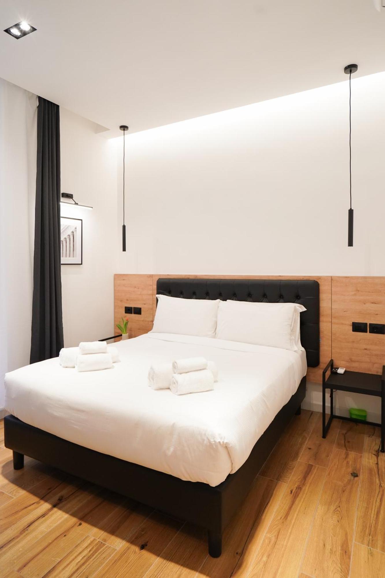 No Man's Land Guest house Rome