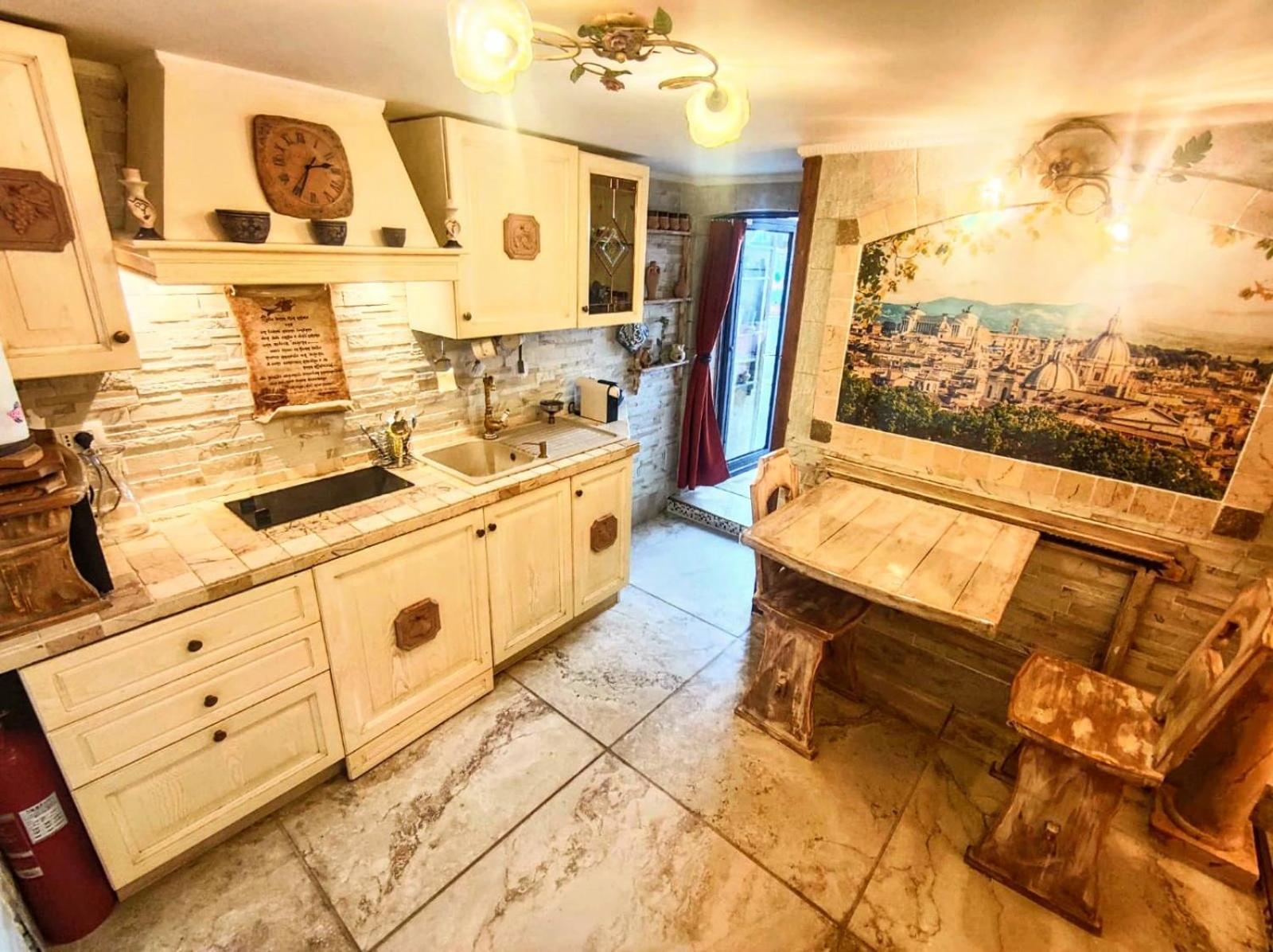 Domus Corneliae - Romantico Attico & Jacuzzi - Metro A Cornelia Appartamento