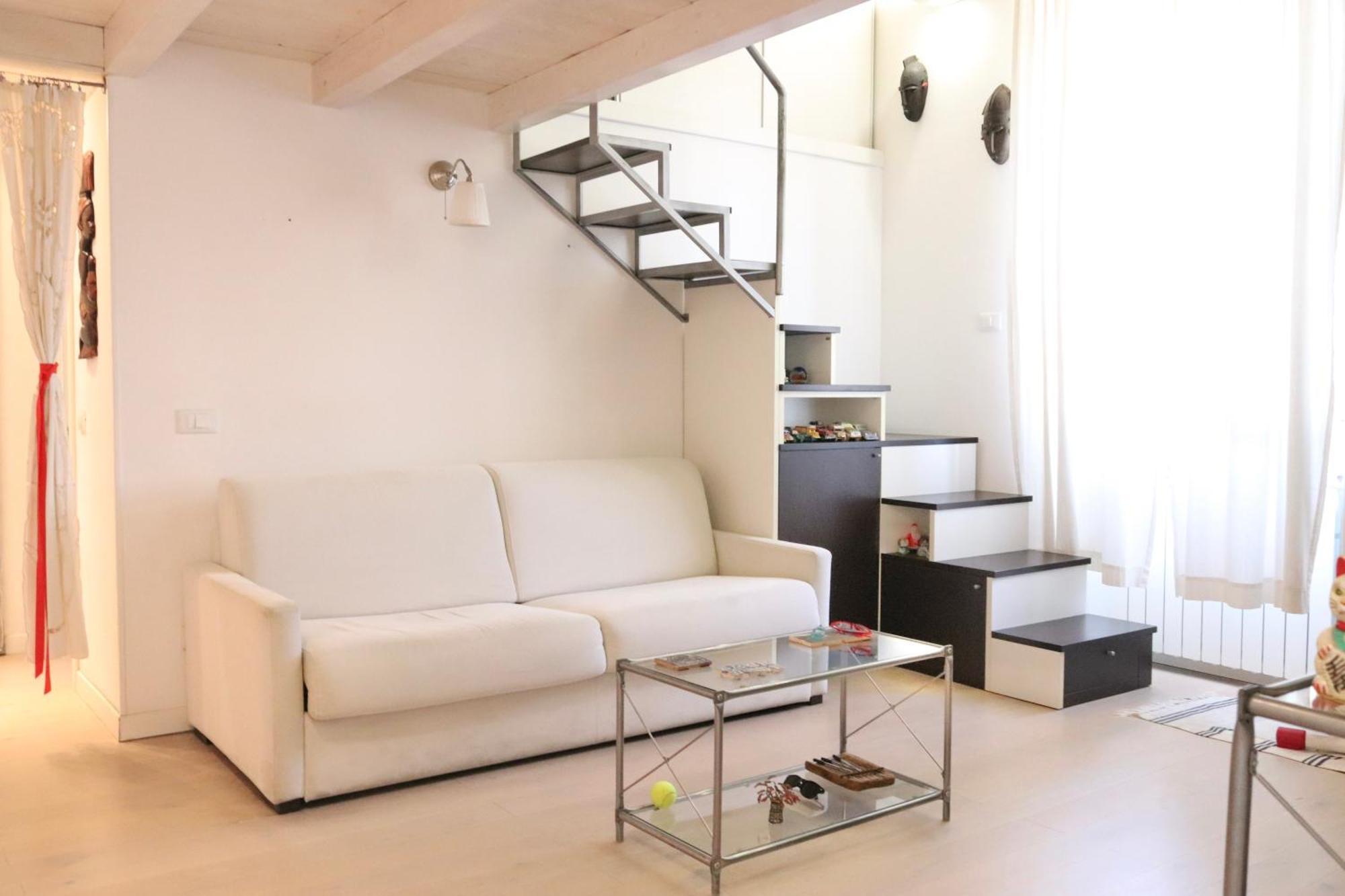 Stanza Con Bagno Privato In Camera In Loft Affittacamere *