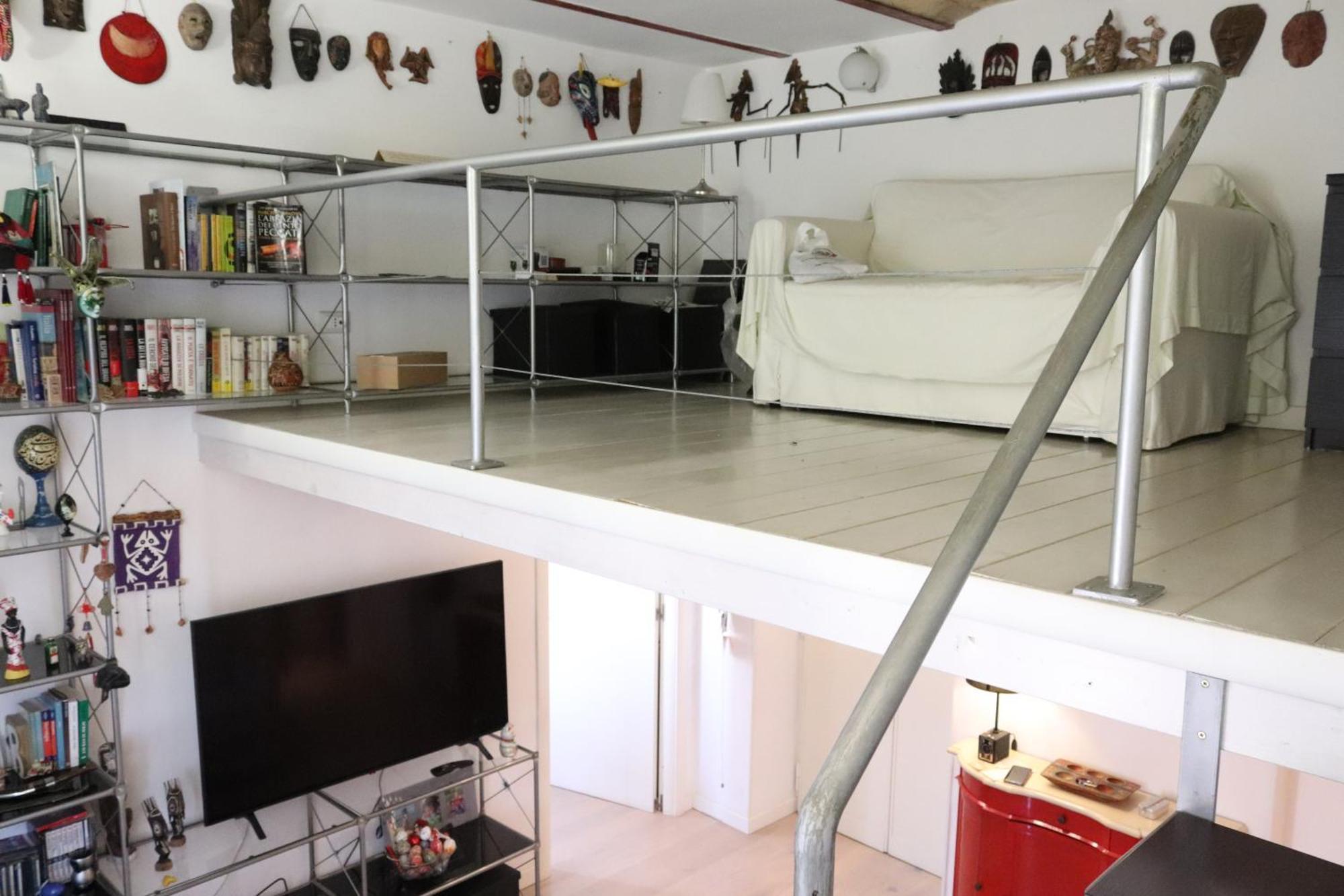 Stanza Con Bagno Privato In Camera In Loft Affittacamere Roma
