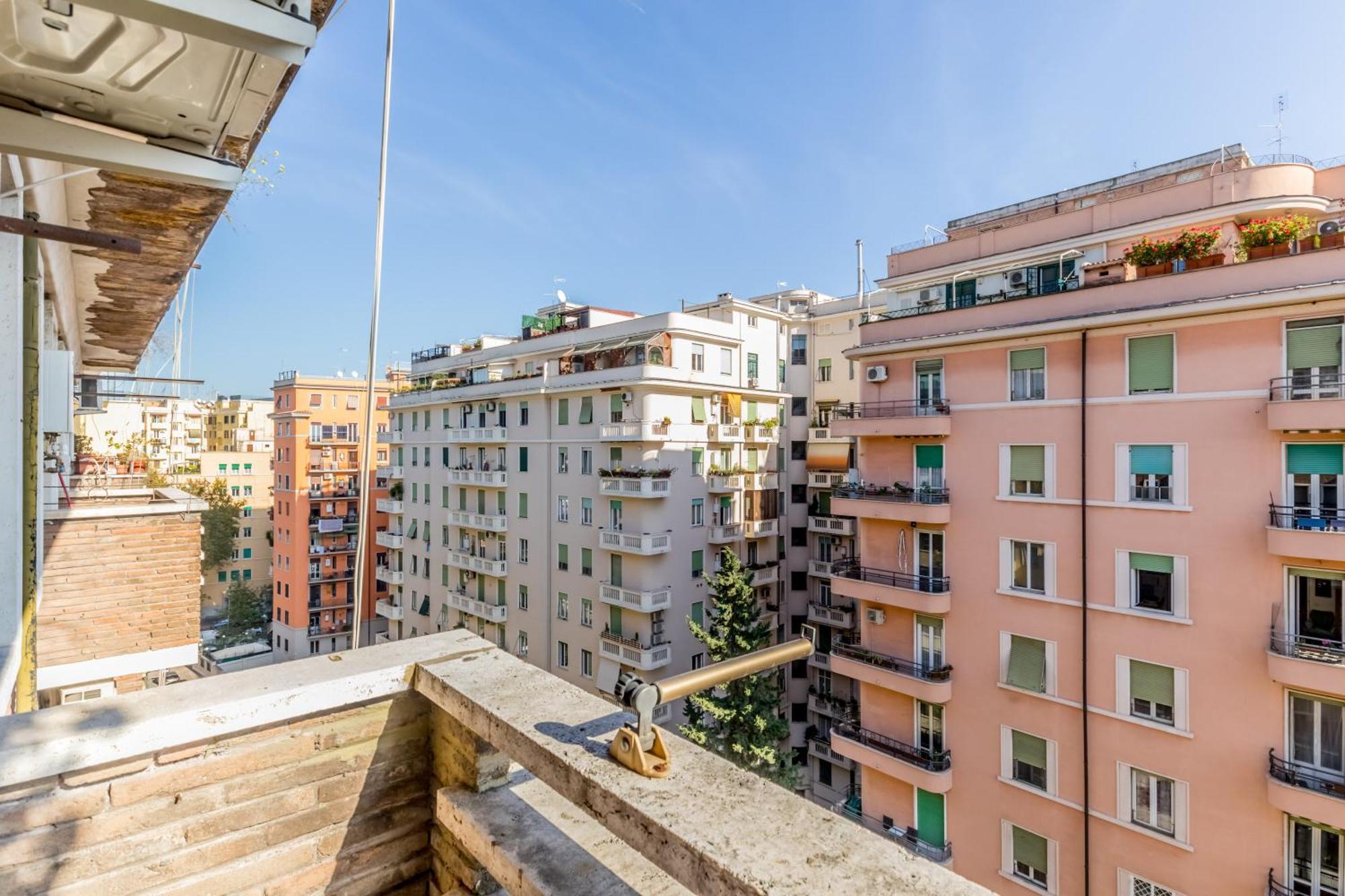 Galaxia Apartment Rom