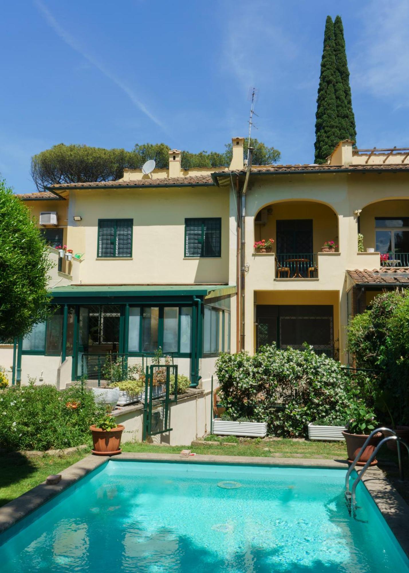 Mara Appia Antica Villa