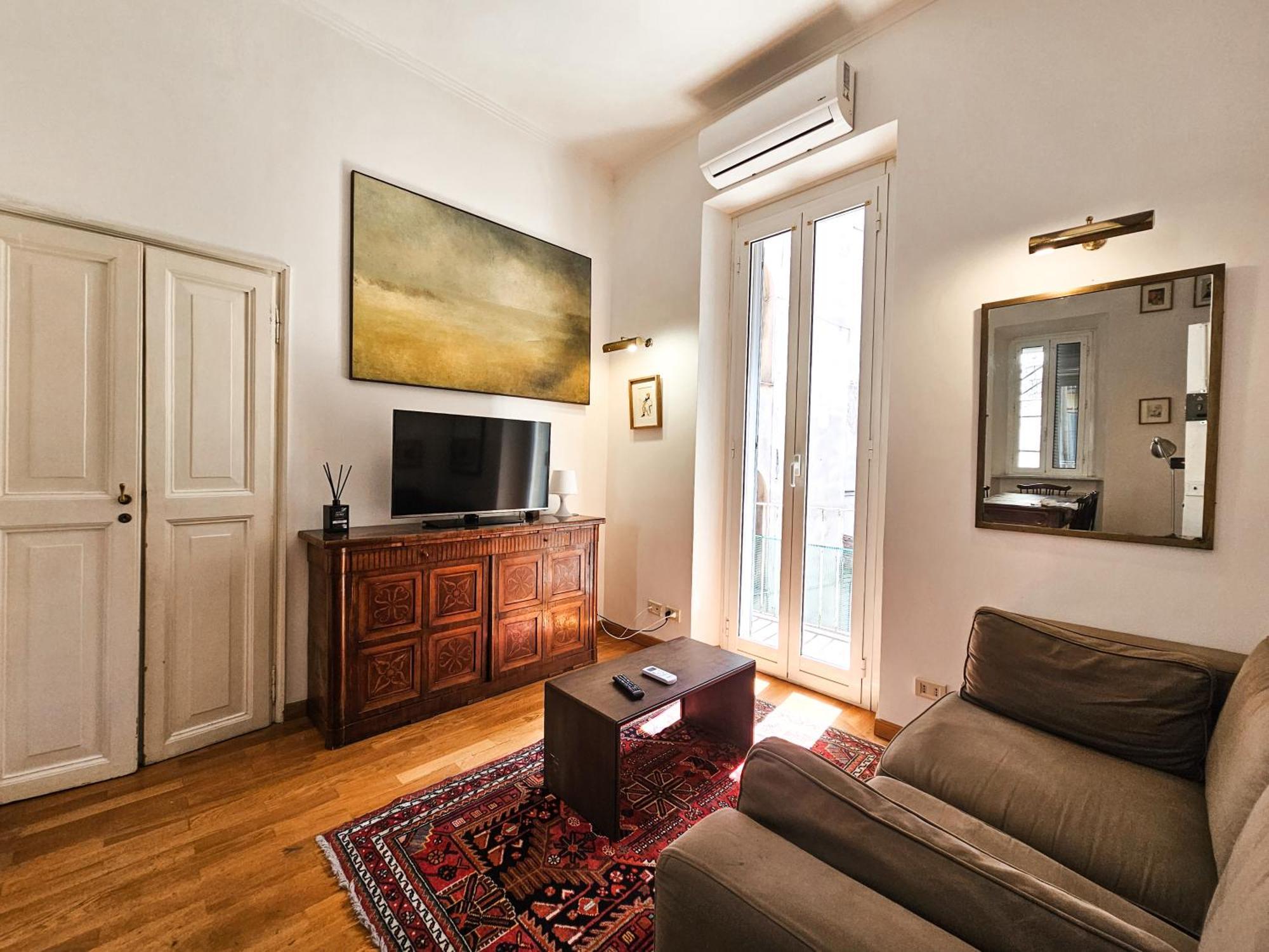 Titus House Nelle Vicinanze Del Colosseo Roma
