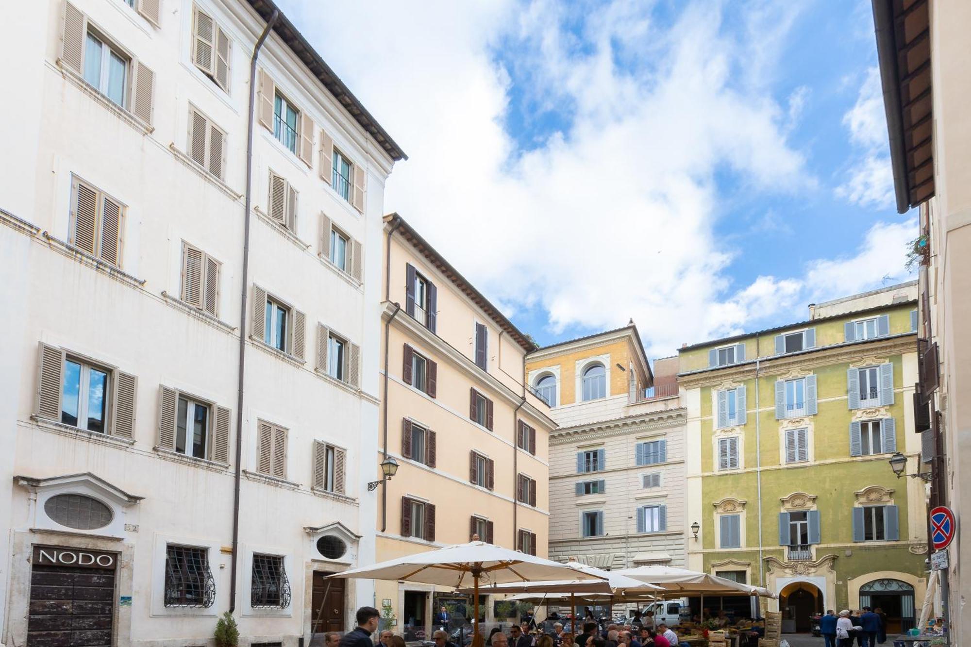 Amazing 3-bedrooms Pantheon Appartamento *