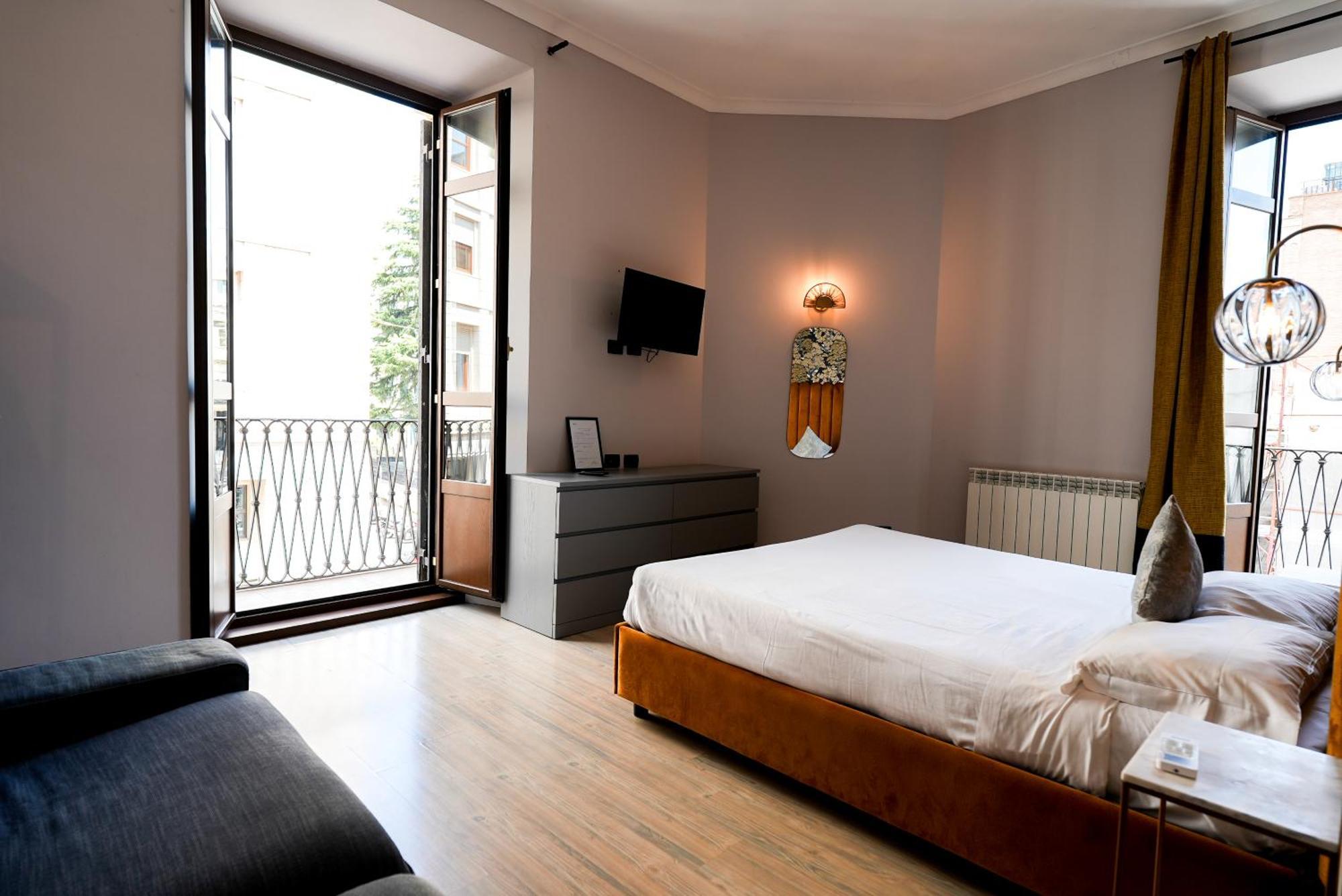 R-home Fine Roma