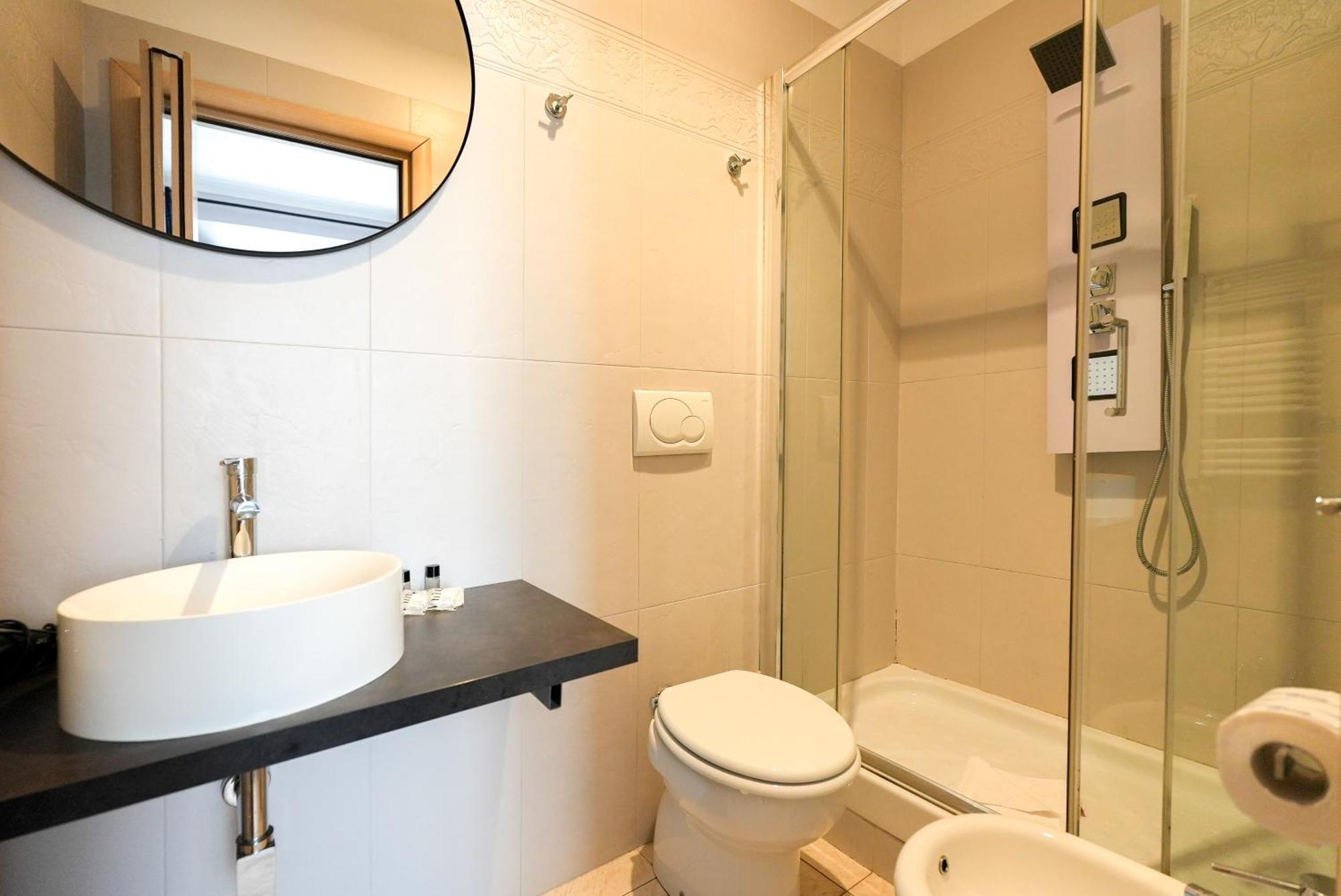 Affittacamere R-home Fine Roma