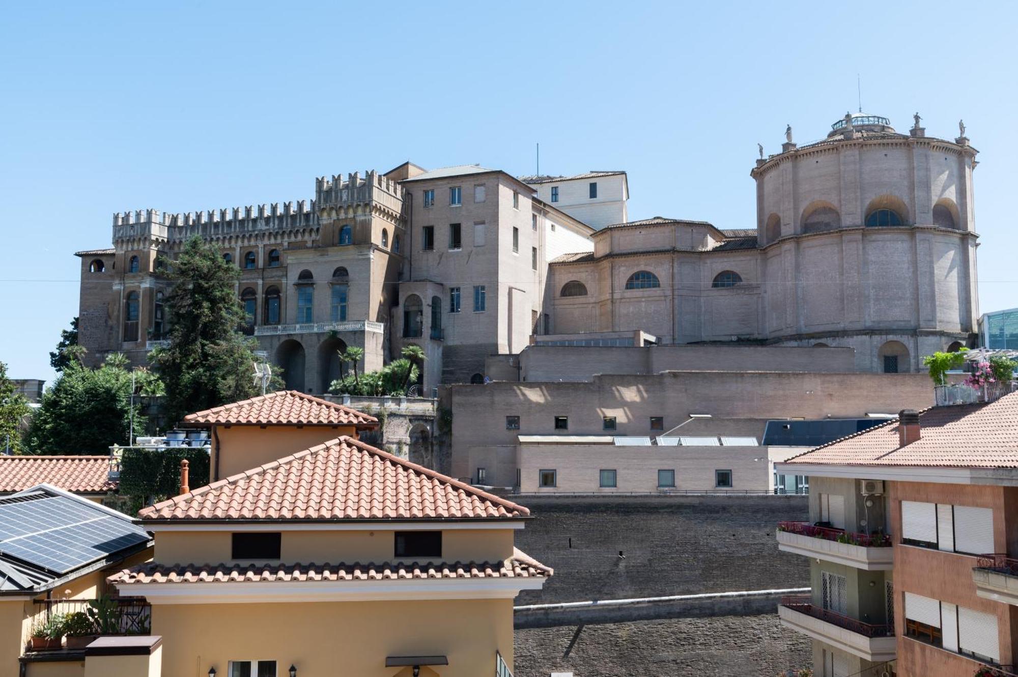 Acomodação com café da manhã  Sistine Chapel View Check-in From 3 Pm To 10 Pm
