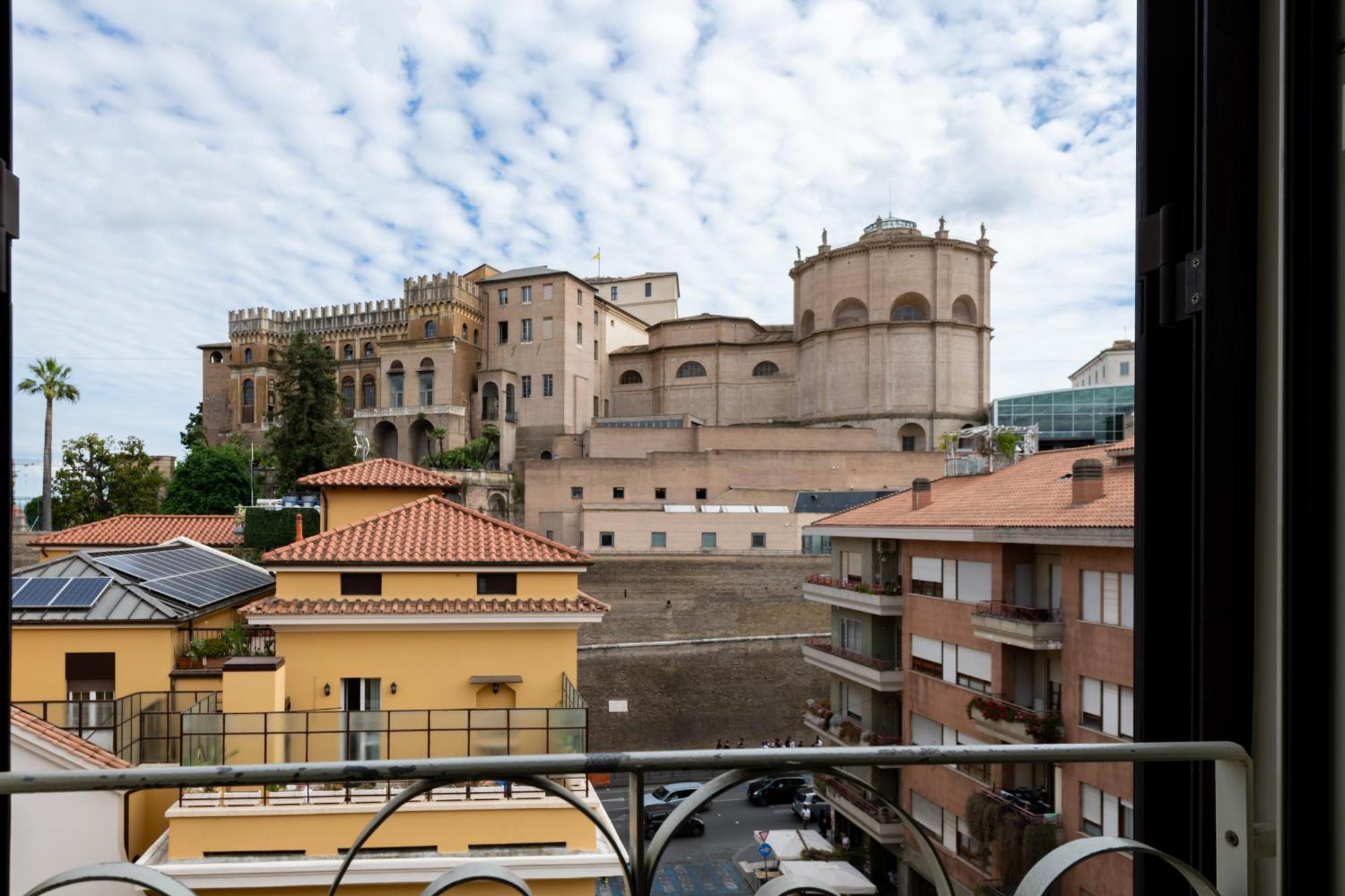 Sistine Chapel View Check-in From 3 Pm To 10 Pm Acomodação com café da manhã  *