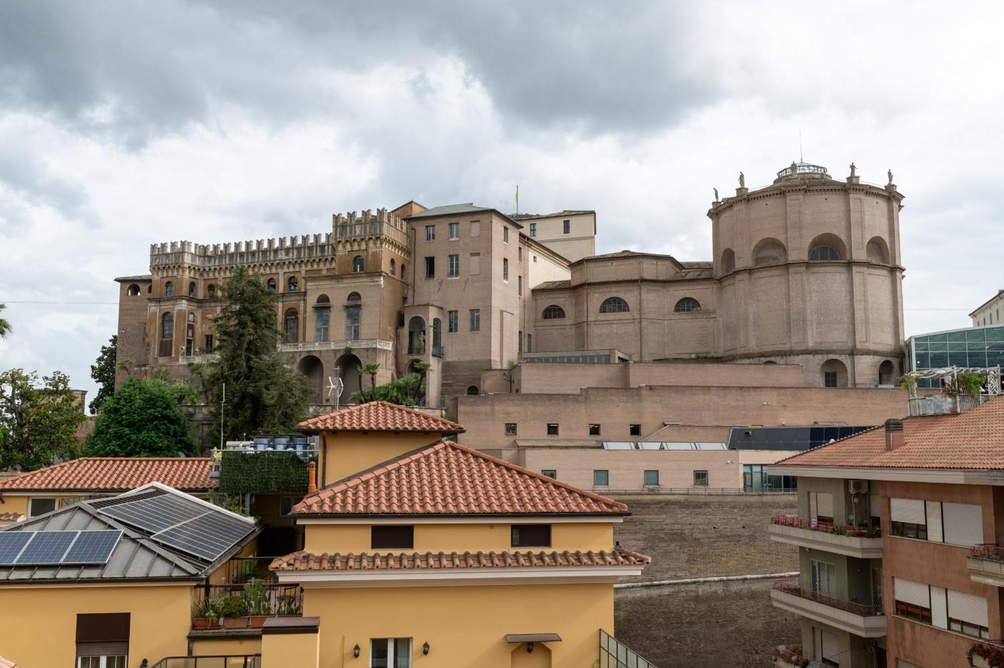 Sistine Chapel View Check-in From 3 Pm To 10 Pm Roma