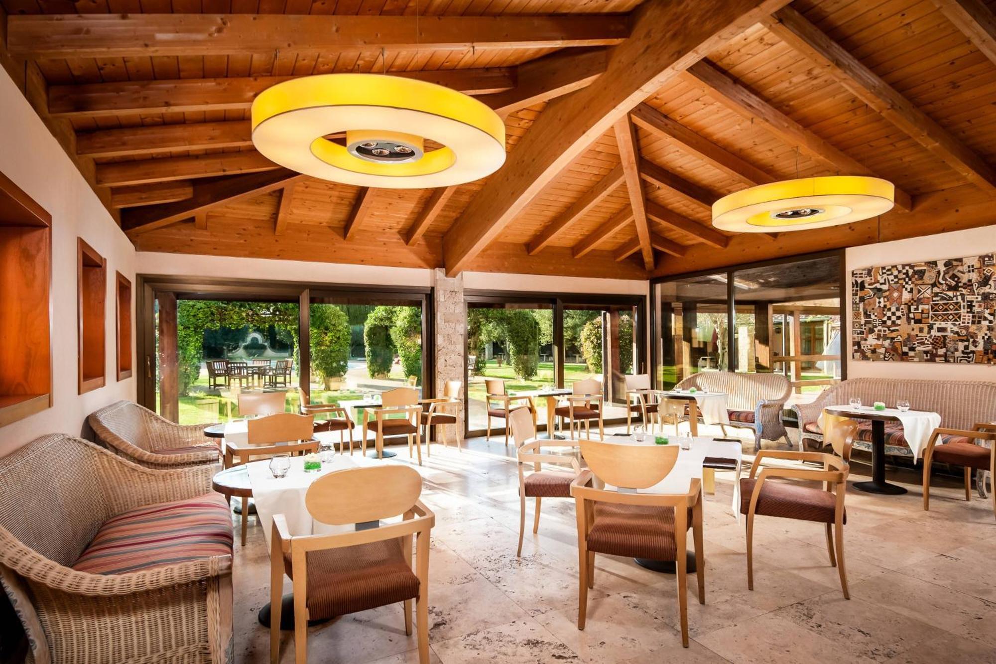 Hotel Sheraton Parco De' Medici 4*