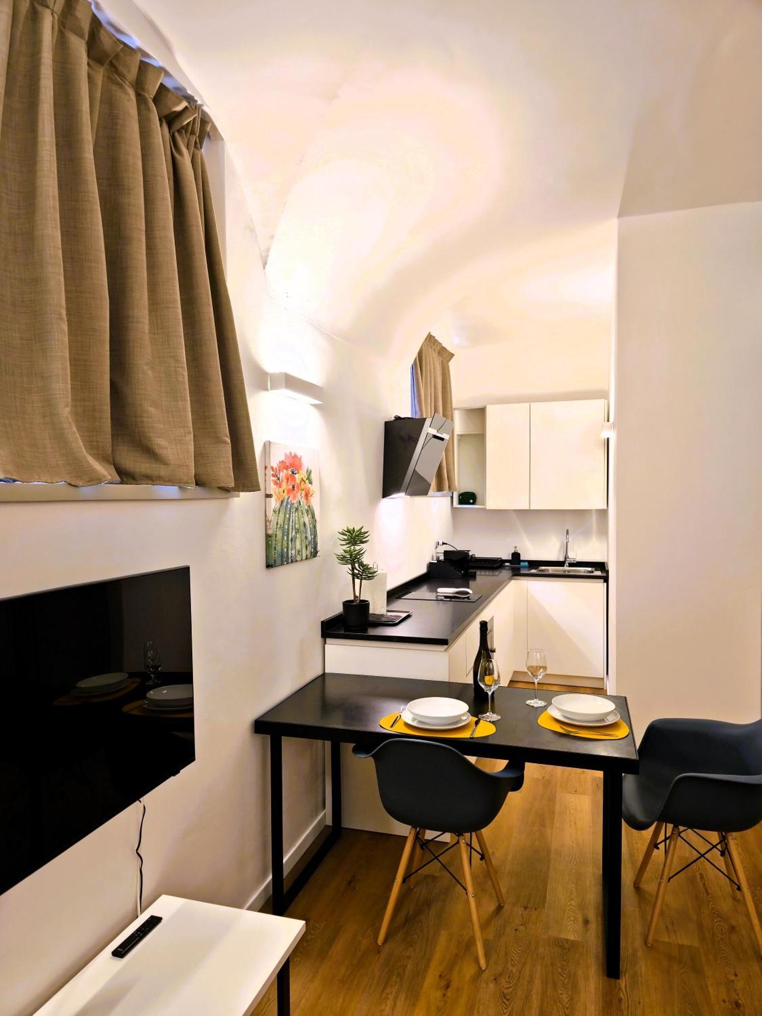 Major House - Luxury In By Hostand