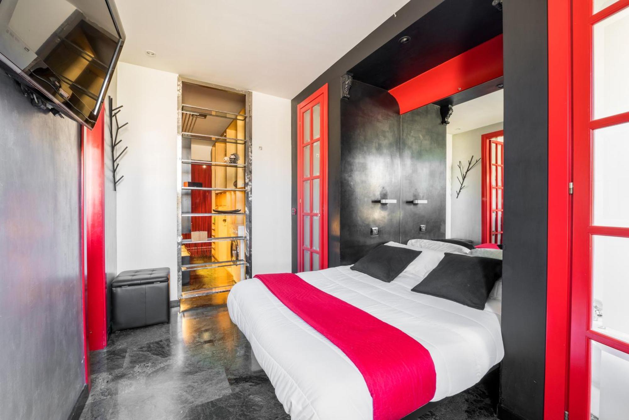 Comics Penthouse, Funny Flat Nearby Colosseum Appartamento *