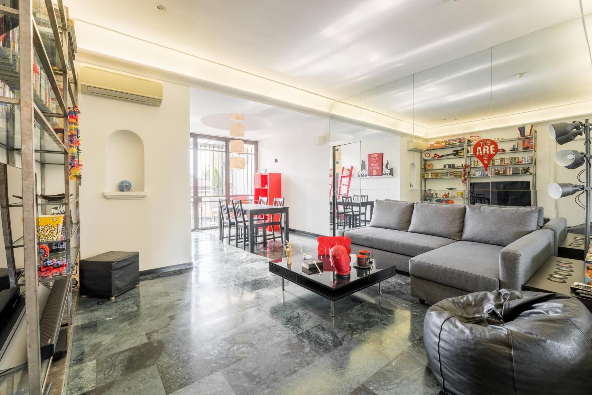Comics Penthouse, Funny Flat Nearby Colosseum Appartamento Roma