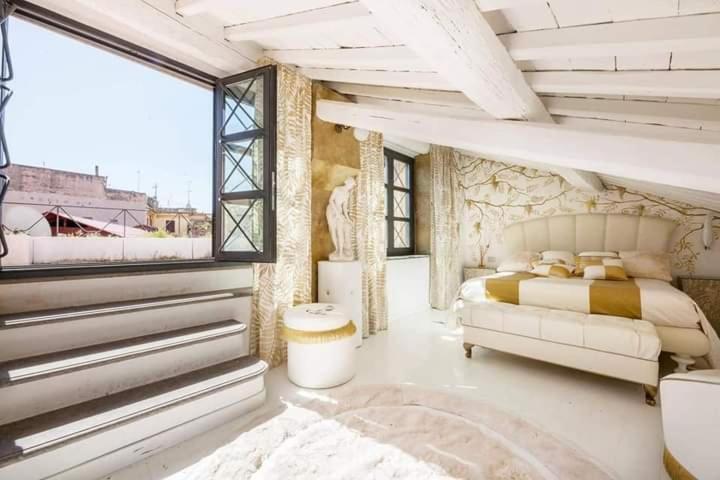 Realty Company Pantheon Apartamento