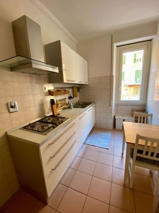 Apartamento Lovely Near Metro A Re Di