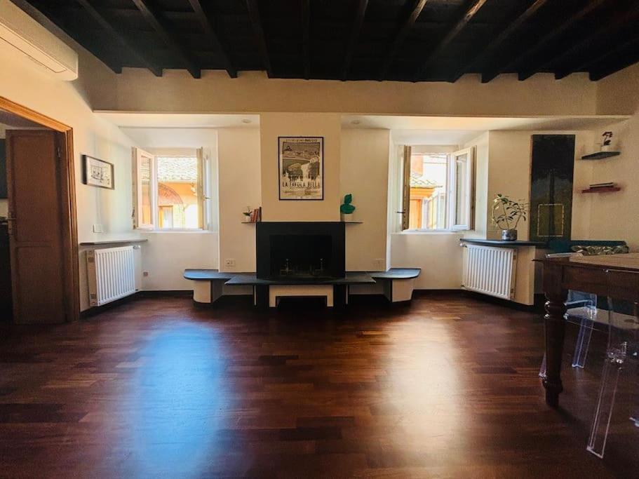 Scala 31 Trastevere Roma