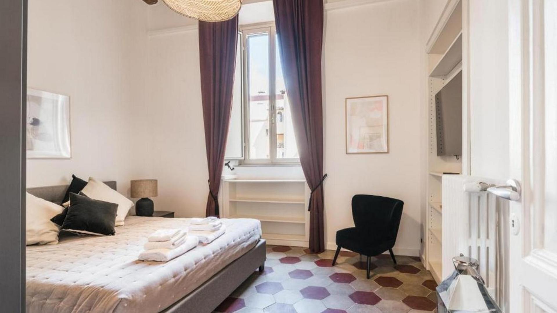 6bdr Stylish In The Lovely Rome- If You Want To Book, Please Contact On Wh-ats-app - 0034-635-518-216 !!!! Roma