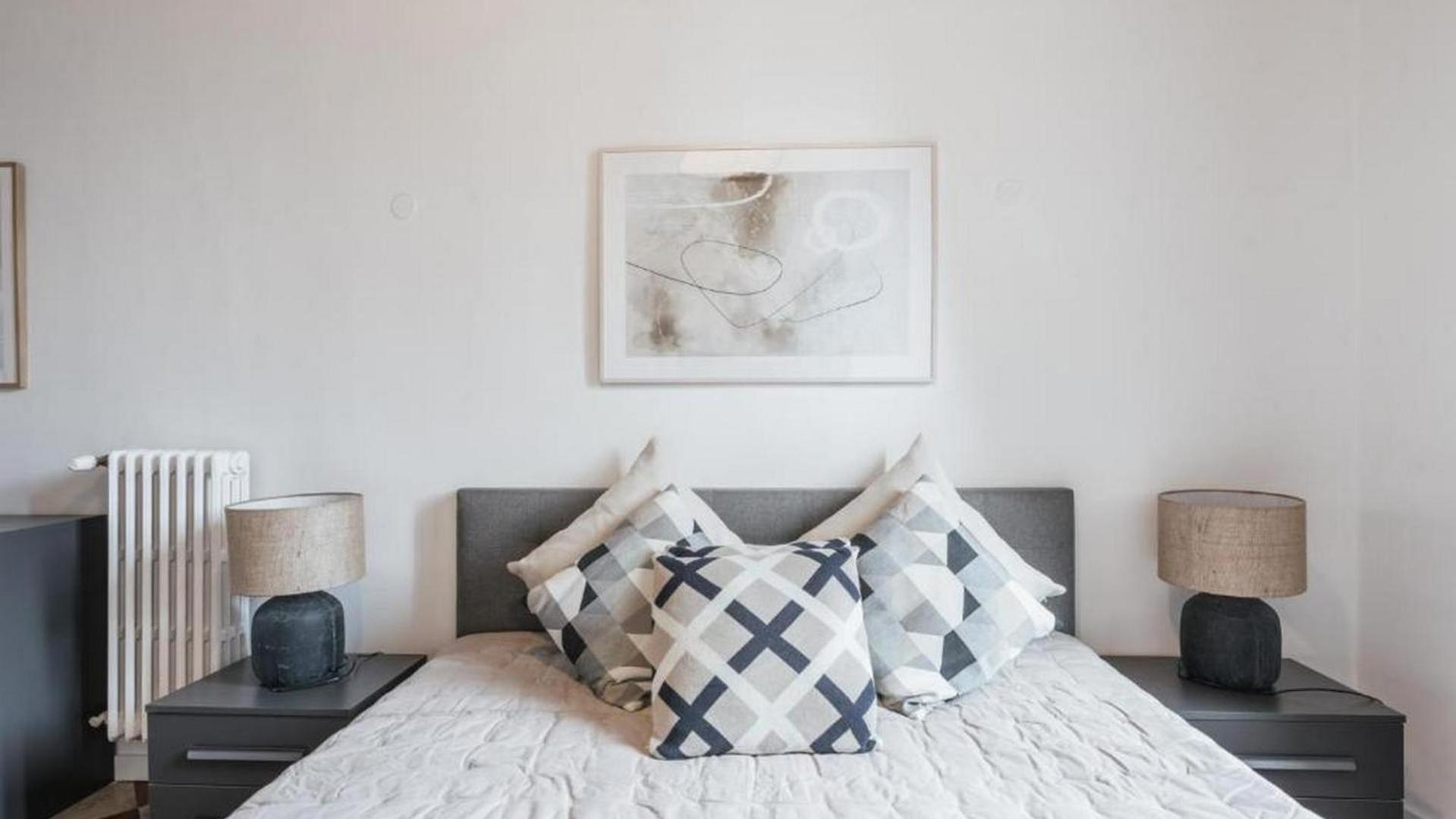 Appartamento 6bdr Stylish In The Lovely Rome- If You Want To Book, Please Contact On Wh-ats-app - 0034-635-518-216 !!!!