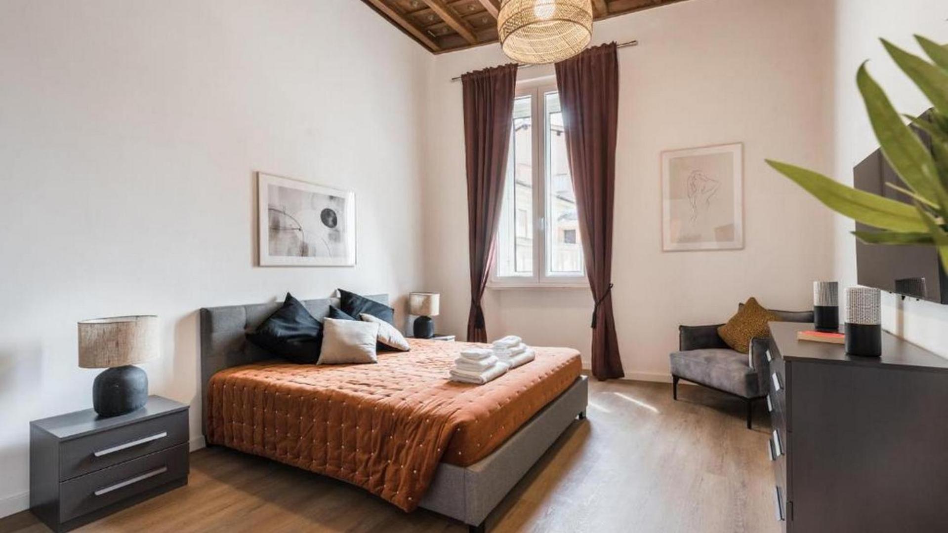 Appartamento 6bdr Stylish In The Lovely Rome- If You Want To Book, Please Contact On Wh-ats-app - 0034-635-518-216 !!!!