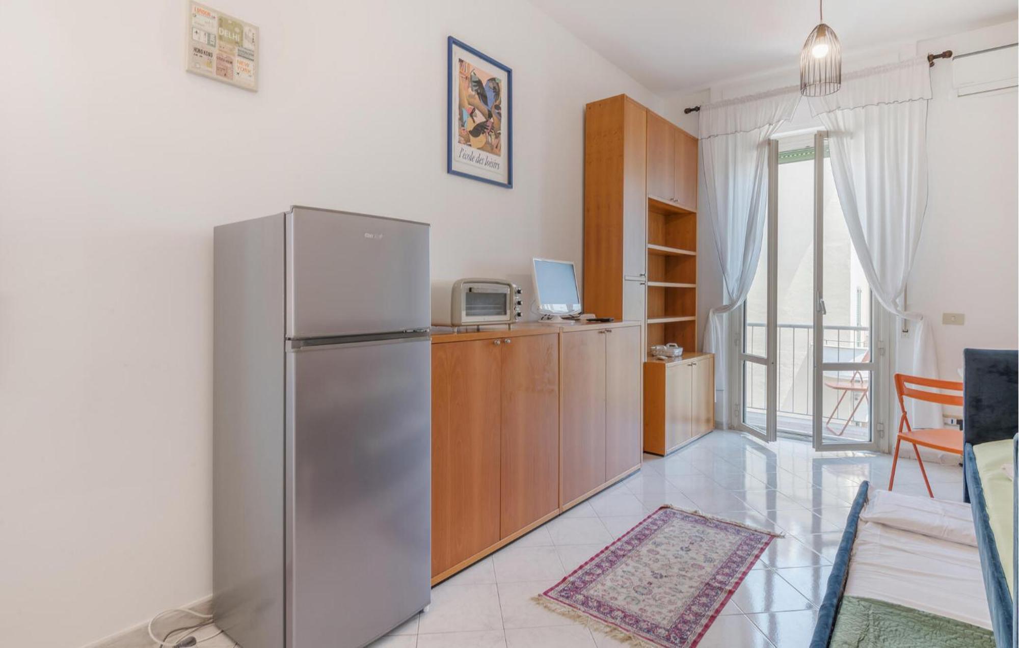 Beautiful In With Kitchenette Apartment Rome