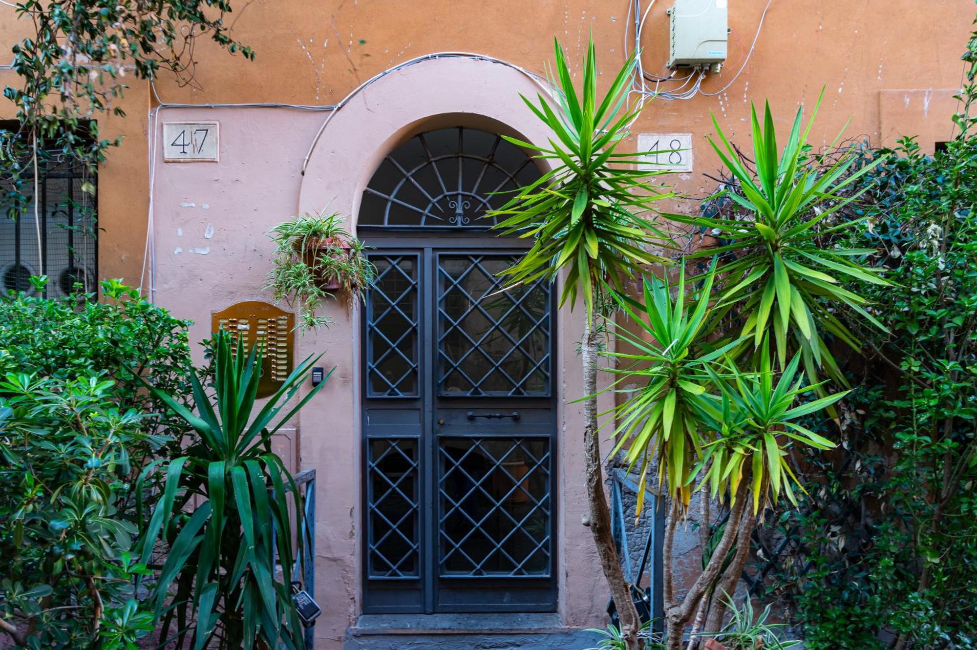 The Hive - In Trastevere * Roma