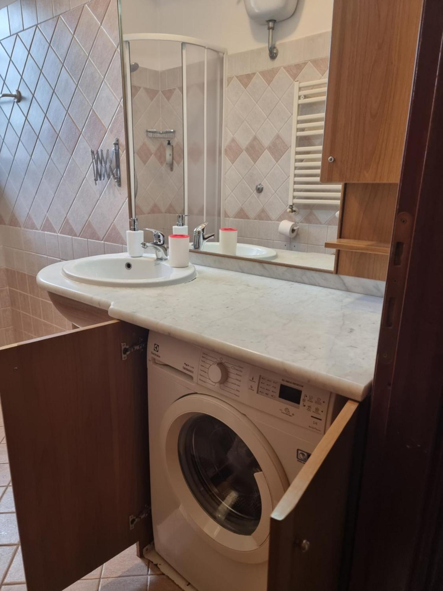 Domi 10 Apartment, Stazione Termini, Via Curtatone 12 Leilighet *