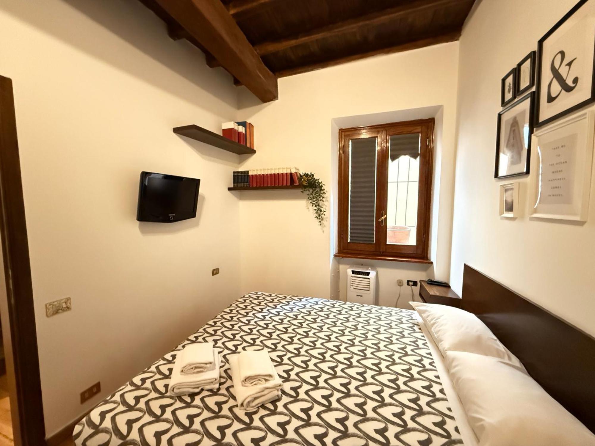 Lovelyapt Pantheon Appartamento *