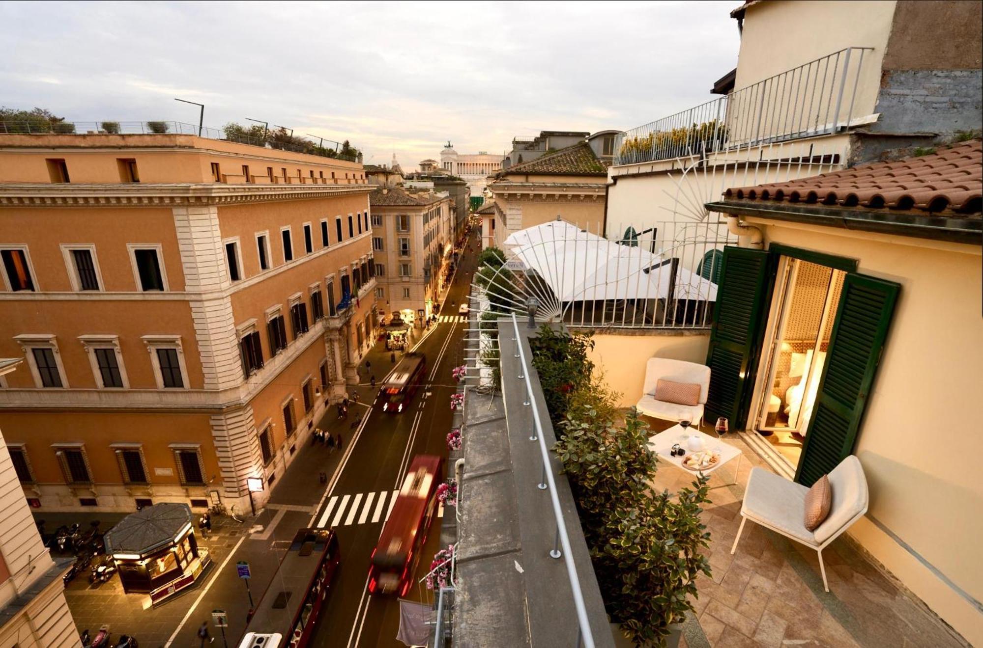 Cloud 7 Hotel