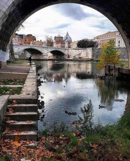 Khris - Trastevere - San Cosimato Rome