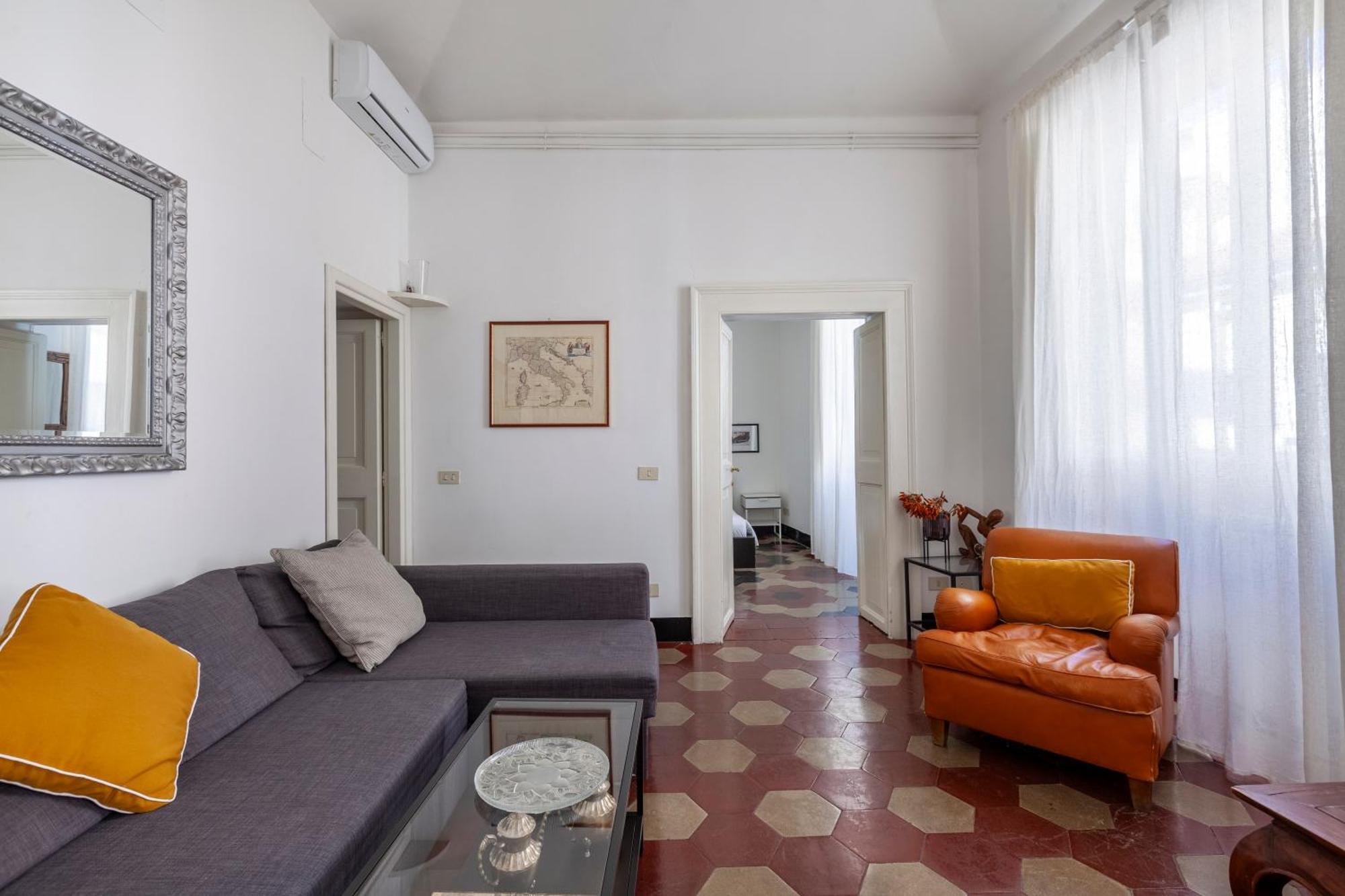 Spanish Steps Charming Apartment, New Opening *
