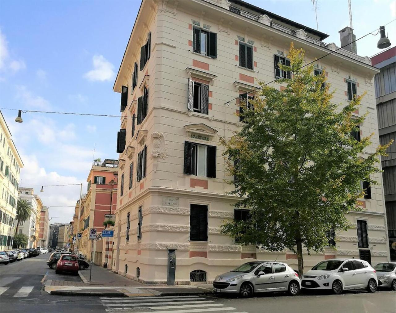 Astom Apartment *