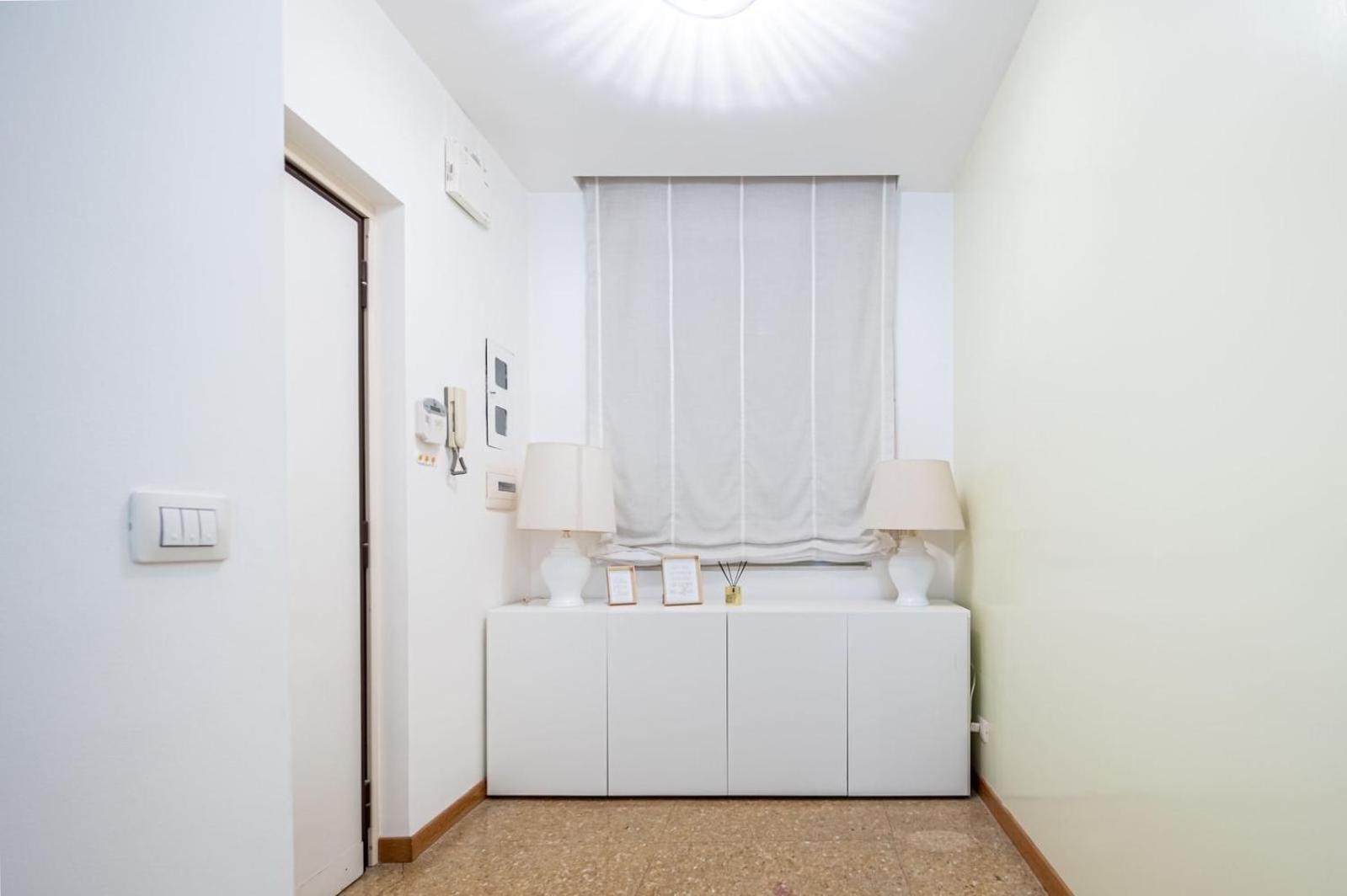 King Size Wifi Air Conditioning Tv50 10min Colosseo-trastevere Leilighet Roma