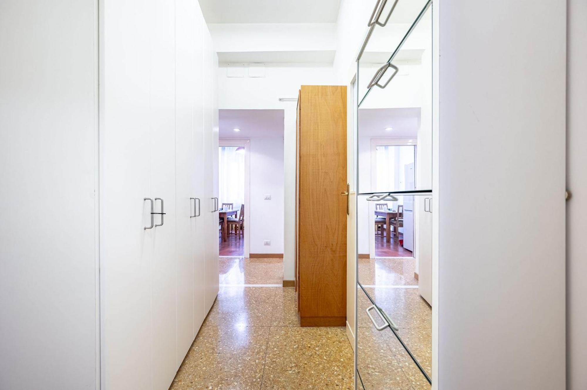 Leilighet King Size Wifi Air Conditioning Tv50 10min Colosseo-trastevere *
