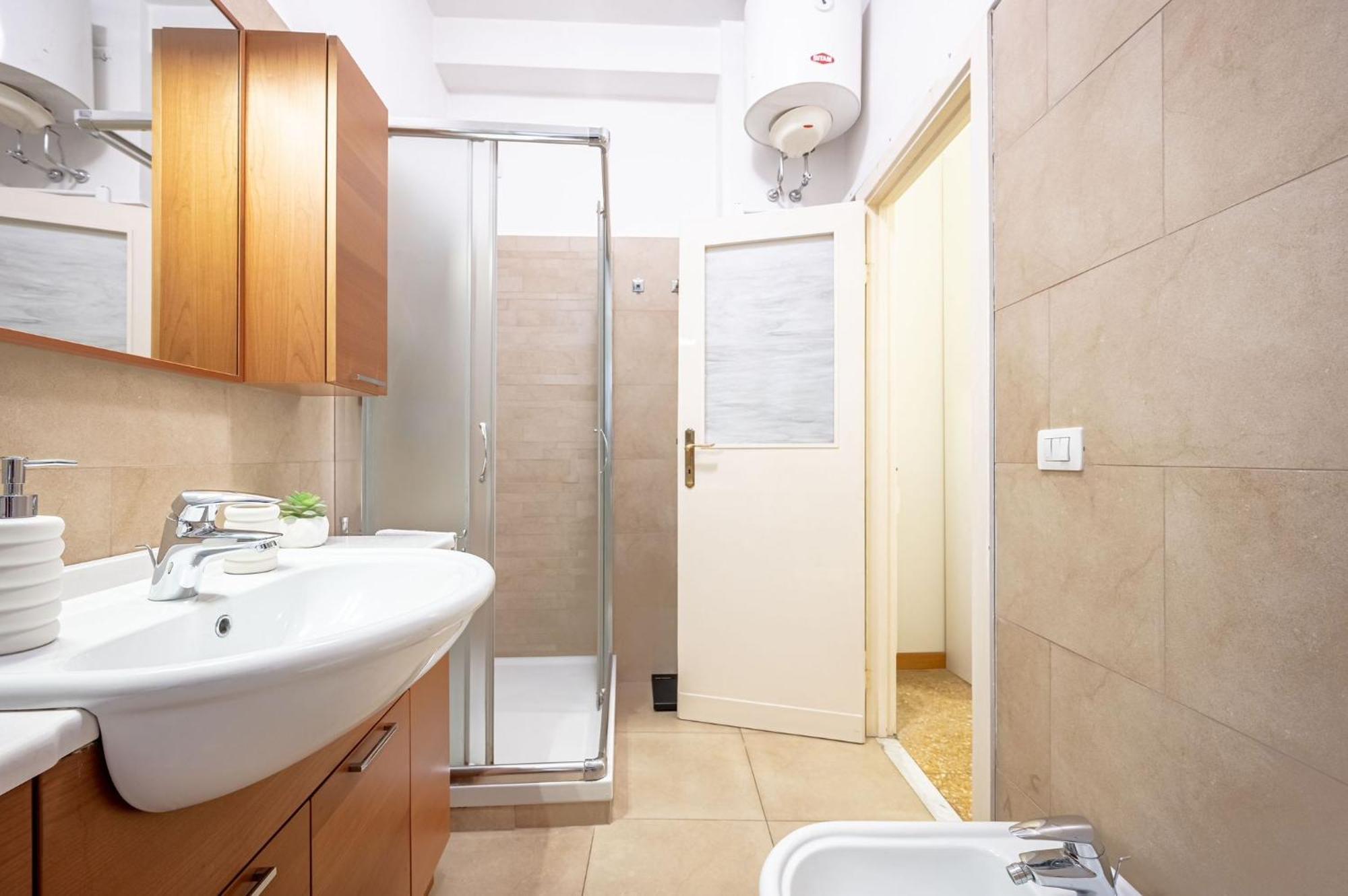Leilighet King Size Wifi Air Conditioning Tv50 10min Colosseo-trastevere