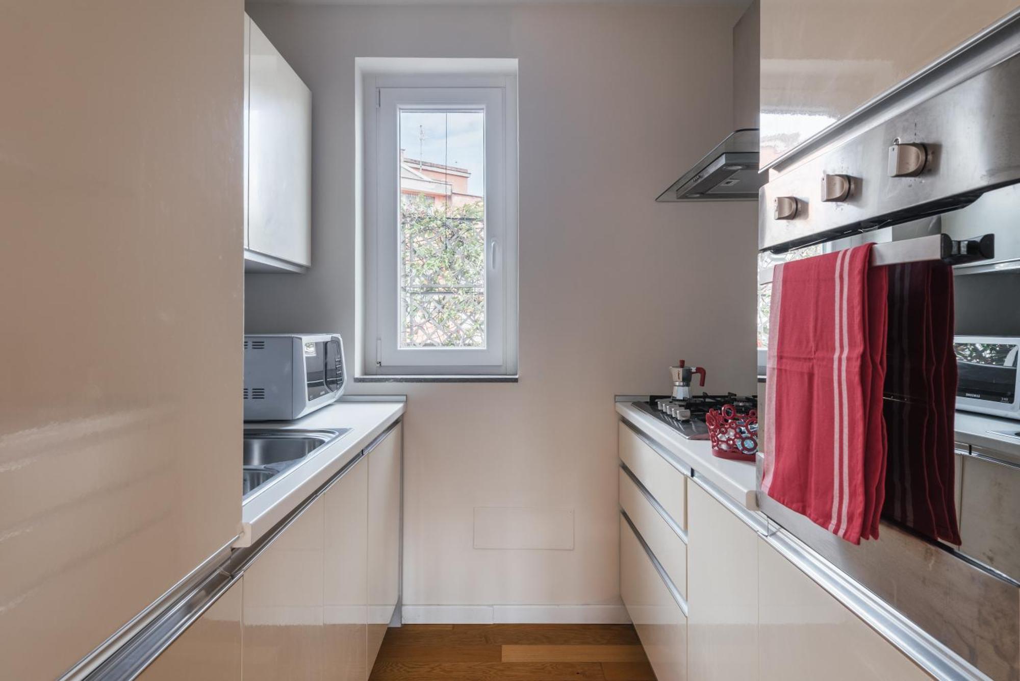 Con Terrazzo - Vicino Centro Di Roma