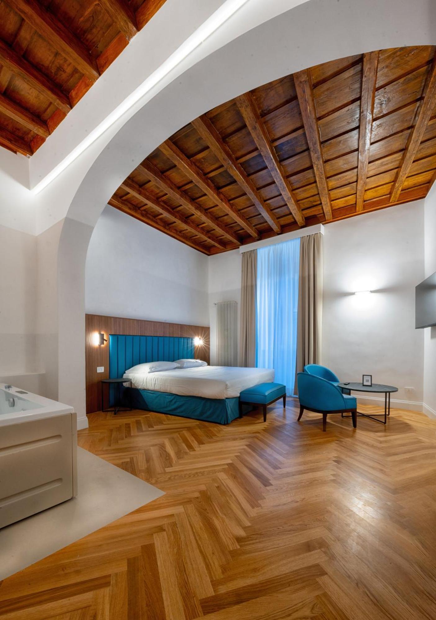 Hotel Abruzzi 3*