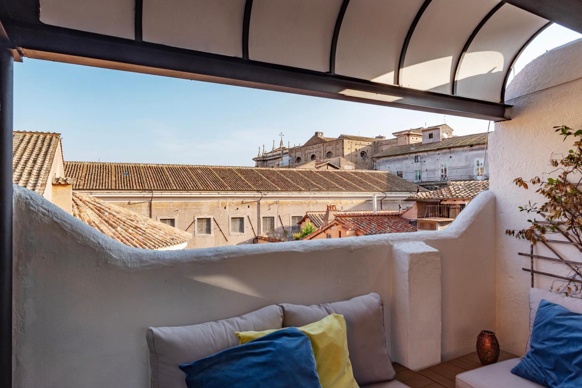Apartment Via Del Pie Di Marmo Private Apartment Rom